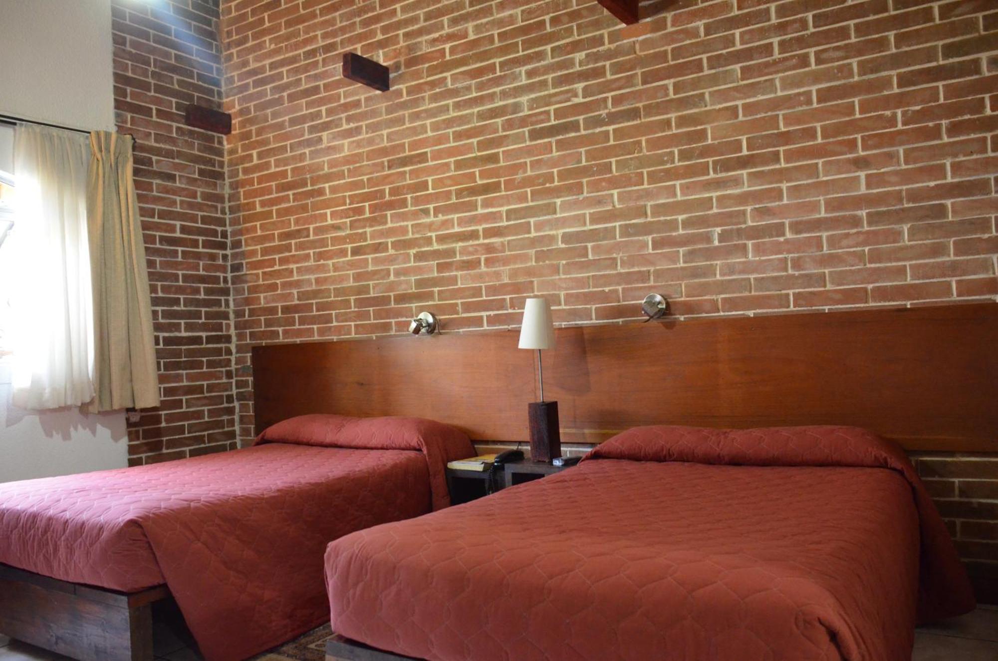 Dai Nonni Hotel Guatemala City Room photo