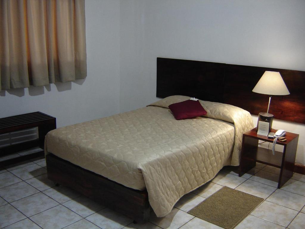 Dai Nonni Hotel Guatemala City Room photo